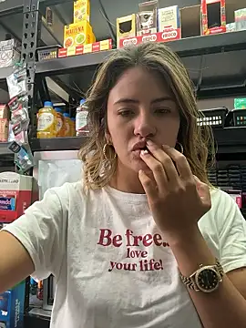 Andrea18 blonde online show from 19, 1, 2026