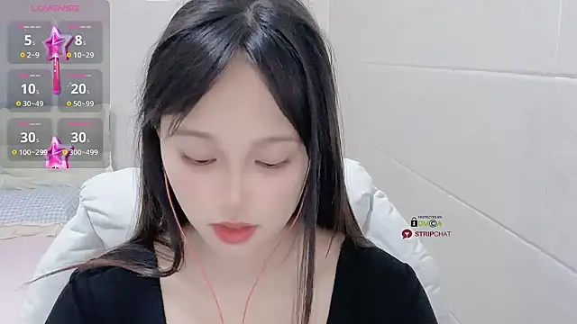 xunian71O online show from 20, 3, 2025