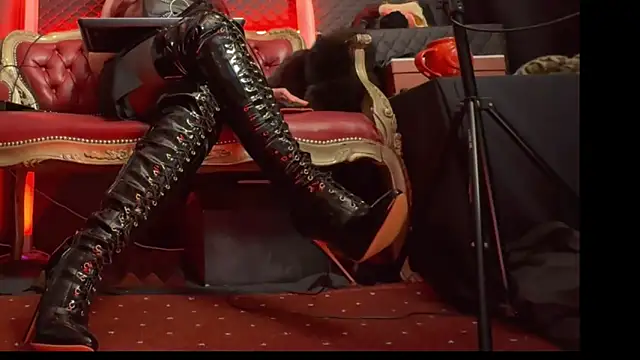 MistressesAliceAndRita online show from 14, 4, 2026