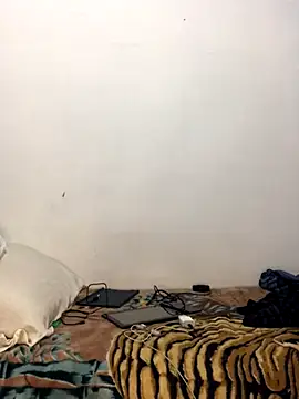 Penygirl online show from 7, 10, 2025