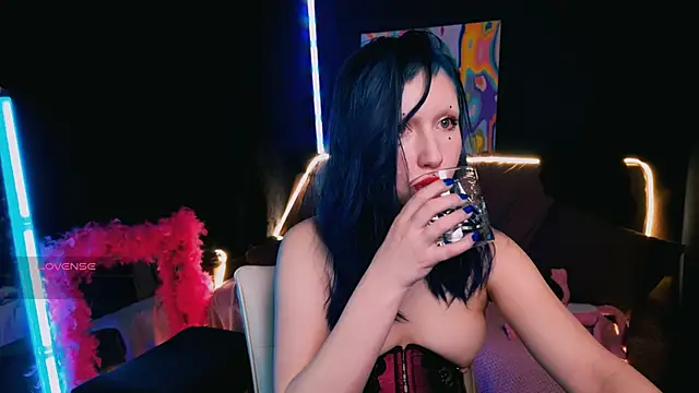 Bibi Iva online show from 5, 3, 2025