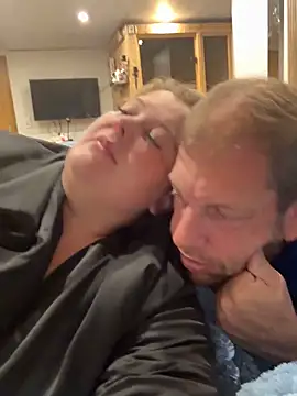 Lars-Lola online show from 29, 10, 2025