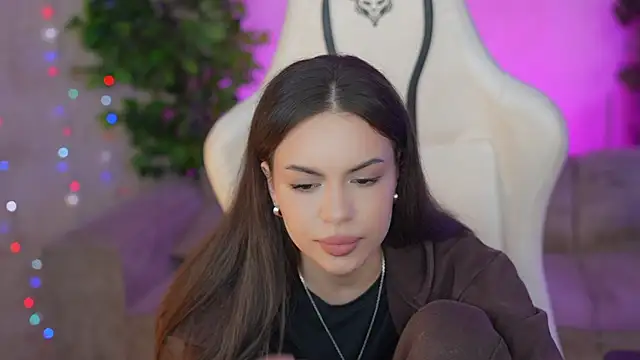 Milana angell online show from 21, 3, 2025