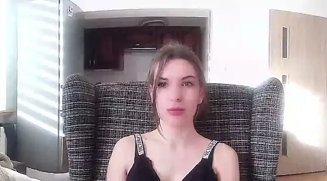 aurora lust online show from 5, 3, 2025