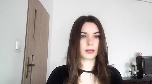 aurora lust online show from 11, 3, 2025