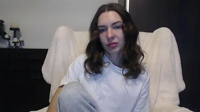 aurora lust online show from 23, 10, 2025