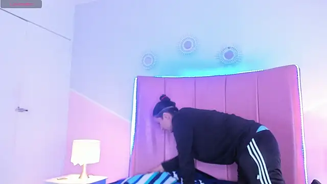 Liiam smith  online show from 24, 9, 2025