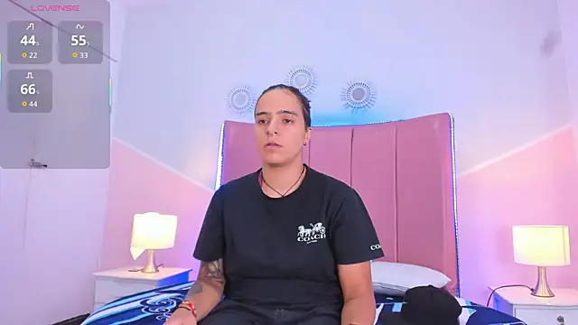 Liiam smith  online show from 19, 9, 2025