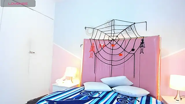 Liiam smith  online show from 29, 10, 2025