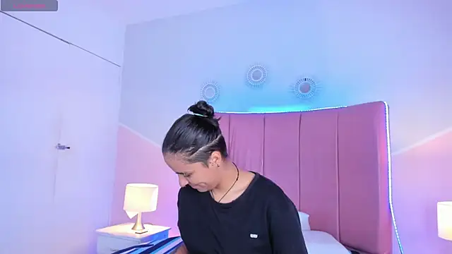 Liiam smith  online show from 26, 9, 2025