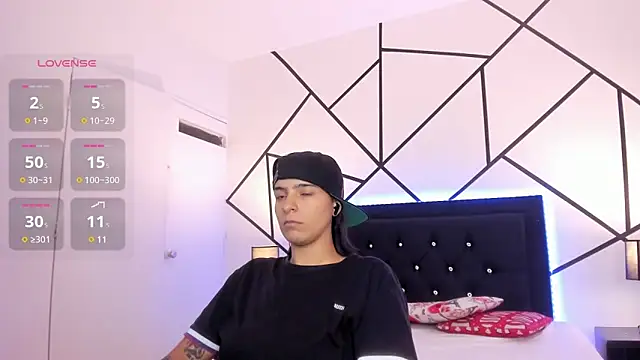 Liiam smith  online show from 13, 3, 2025