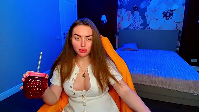 Snapshot of MissisCaty chatting on 13, 7, 2026 MissisCaty online show from 13, 7, 2026