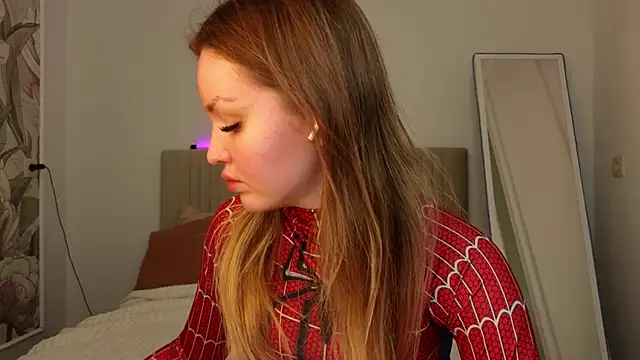 Snapshot of Lora_Rosee chatting on 19, 9, 2025 Lora Rosee online show from 19, 9, 2025