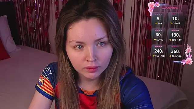 Snapshot of Lora_Rosee chatting on 8, 7, 2026 Lora Rosee online show from 8, 7, 2026