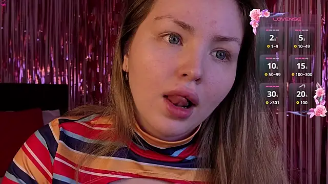 Lora Rosee online show from 6, 5, 2026