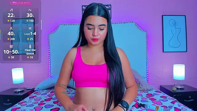  Emma whiitee  online show from 9, 11, 2025