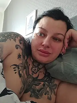 CannabisQueenn online show from 19, 3, 2026