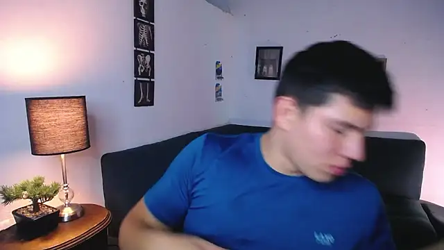 Snapshot of JamesCr_ chatting on 4, 2, 2026 JamesCr online show from 4, 2, 2026