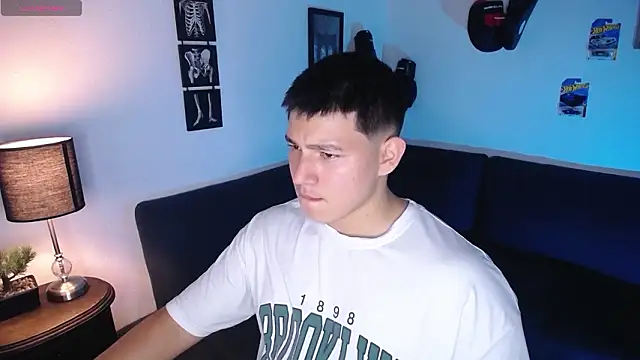 JamesCr  online show from 7, 3, 2026