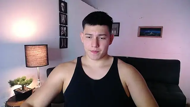 Snapshot of JamesCr_ chatting on 12, 2, 2026 JamesCr online show from 12, 2, 2026