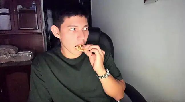 JamesCr  online show from 11, 3, 2025