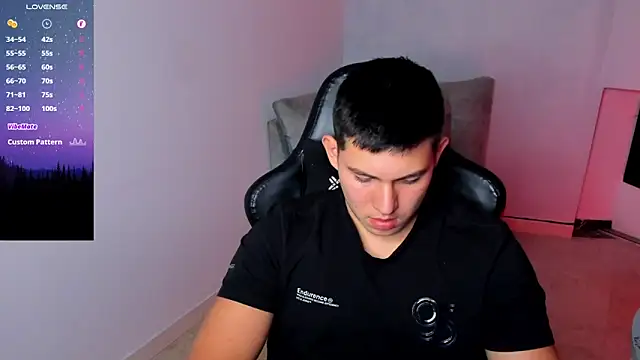 JamesCr  online show from 11, 1, 2026