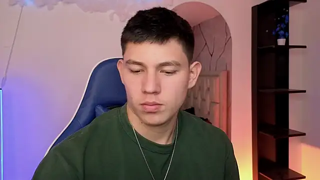 JamesCr  online show from 14, 7, 2026