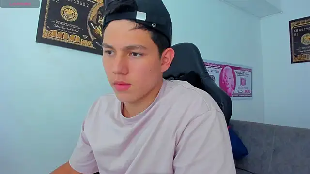 JamesCr  online show from 15, 3, 2025