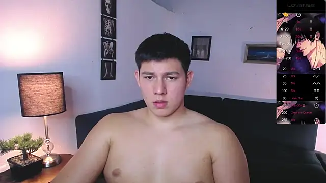 Snapshot of JamesCr_ chatting on 4, 2, 2026 JamesCr online show from 4, 2, 2026