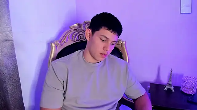 JamesCr  online show from 7, 3, 2025