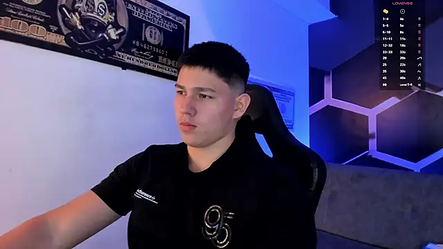 JamesCr  online show from 9, 9, 2025