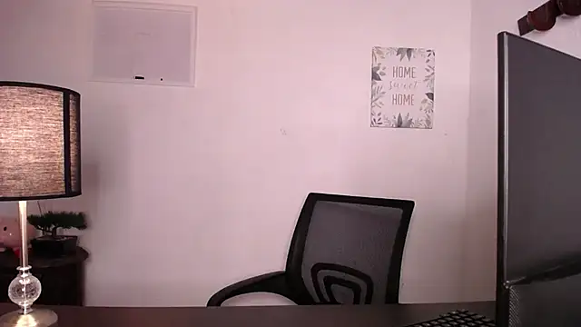 JamesCr  online show from 4, 10, 2025