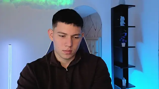 JamesCr  online show from 1, 6, 2026