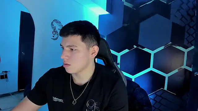JamesCr  online show from 14, 6, 2026