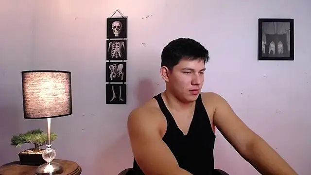 JamesCr  online show from 17, 11, 2025