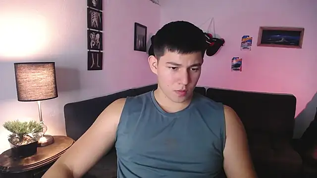 Snapshot of JamesCr_ chatting on 25, 2, 2026 JamesCr online show from 25, 2, 2026