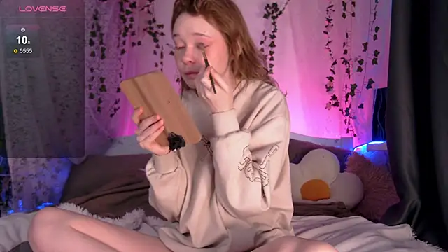 Kellybbface online show from 13, 11, 2025