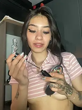 Snapshot of TayylorSexx chatting on 28, 2, 2025 TayylorSexx online show from 28, 2, 2025