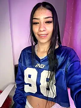 Snapshot of TayylorSexx chatting on 5, 11, 2025 TayylorSexx online show from 5, 11, 2025