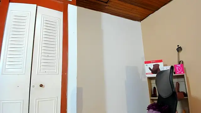 Snapshot of Violetta_0 chatting on 7, 2, 2026 Violetta 0 online show from 7, 2, 2026