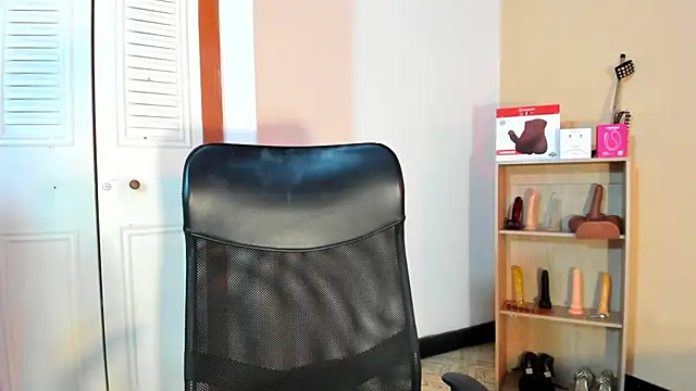 Snapshot of Violetta_0 chatting on 13, 2, 2026 Violetta 0 online show from 13, 2, 2026