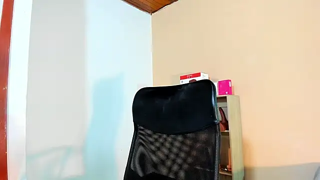 Snapshot of Violetta_0 chatting on 3, 3, 2026 Violetta 0 online show from 3, 3, 2026