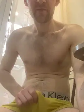 LynnAhNight online show from 21, 3, 2026