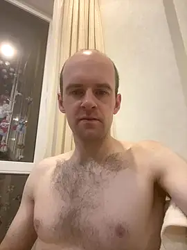 Snapshot of LynnAhNight chatting on 17, 11, 2025 LynnAhNight online show from 17, 11, 2025