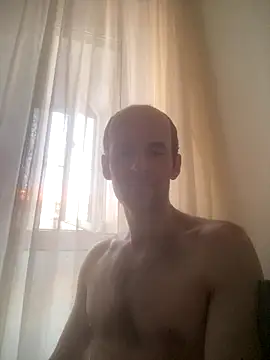 Snapshot of LynnAhNight chatting on 4, 10, 2025 LynnAhNight online show from 4, 10, 2025