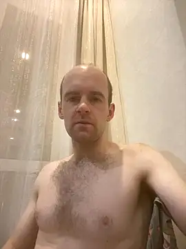 Snapshot of LynnAhNight chatting on 18, 11, 2025 LynnAhNight online show from 18, 11, 2025