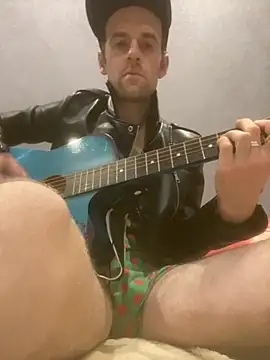 Snapshot of LynnAhNight chatting on 16, 10, 2025 LynnAhNight online show from 16, 10, 2025