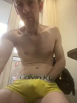 LynnAhNight online show from 2, 4, 2026