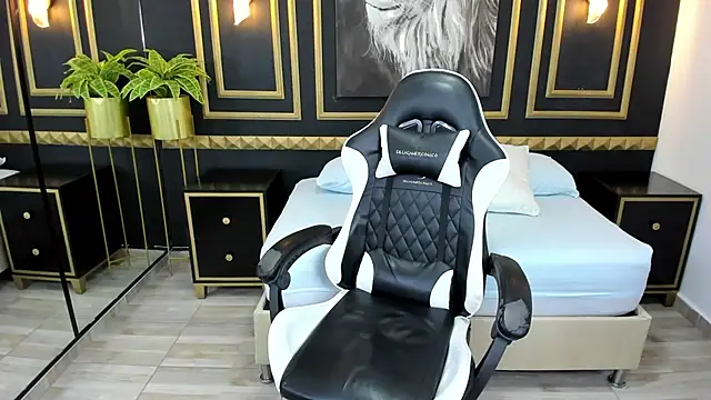 tiffanny doll  online show from 11, 3, 2025