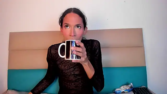 cassidy blossom online show from 17, 12, 2025